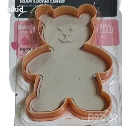 Голямо мече пластмасов резец форма с бутало за сладки фондан тесто