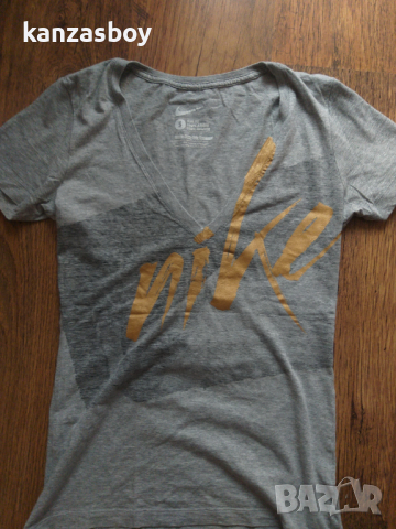 nike - страхотна дамска тениска КАТО НОВА, снимка 7 - Тениски - 36262104