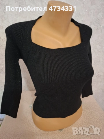 Еластична черна Блузка, снимка 2 - Тениски - 53479931