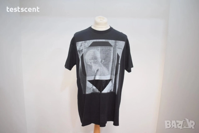 Автентична тениска Givenchy Oversized M Medium черна, снимка 2 - Тениски - 51982152