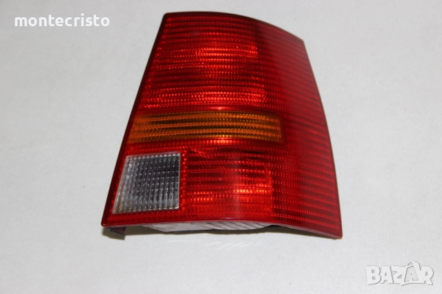 Десен стоп VW Golf 4 комби (1998-2004г.) 1J9945096 / 1J9945096K Голф IV жълт мигач, снимка 3 - Части - 52190217