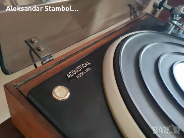 Култов грамофон Acoustical 3100, снимка 6 - Грамофони - 49636074