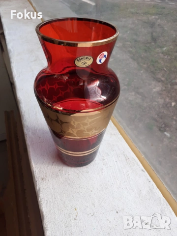 Ваза Бохемия с позлата, снимка 2 - Антикварни и старинни предмети - 53388624