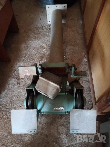 Шмиргел със стойка, снимка 3 - Други инструменти - 53282682