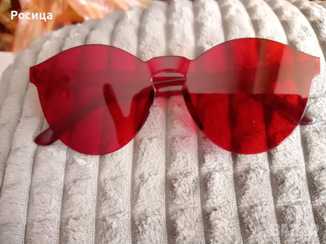 Дамски слънчеви очила червени