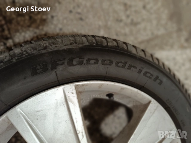 Зимни гуми с джанти 225/50 R17, снимка 4 - Гуми и джанти - 53167805