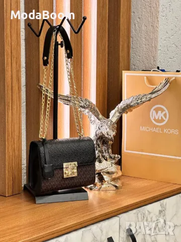 Michael Kors дамски чанти Различни цветове , снимка 2 - Чанти - 48937596