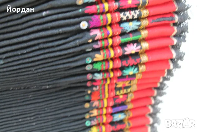 Детска вълнена престилка/пищимал за народна носия, снимка 9 - Антикварни и старинни предмети - 50130872