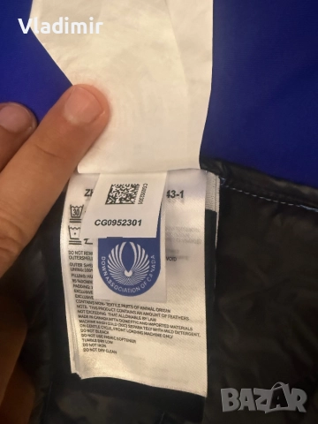 Оригиналното яке Canada Goose Hybridge , снимка 4 - Якета - 52879098