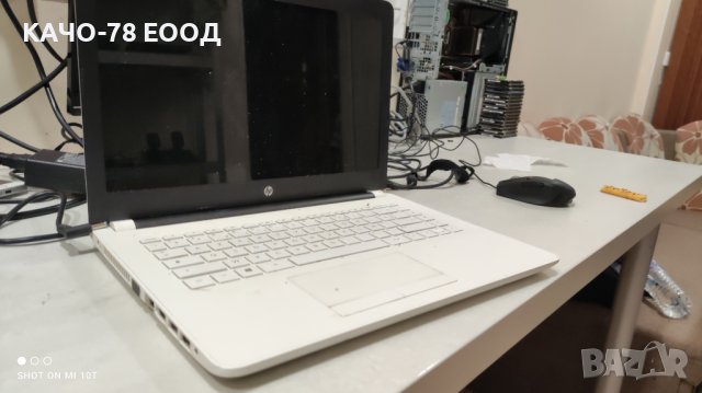 Лаптоп HP 14-bs008nf