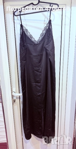 Черна сатенена рокля тип „комбинация“. За всеки ден и специални поводи., снимка 2 - Рокли - 53402649