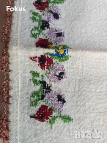 Каре бродерия шевица фолклор, снимка 5 - Антикварни и старинни предмети - 53413108