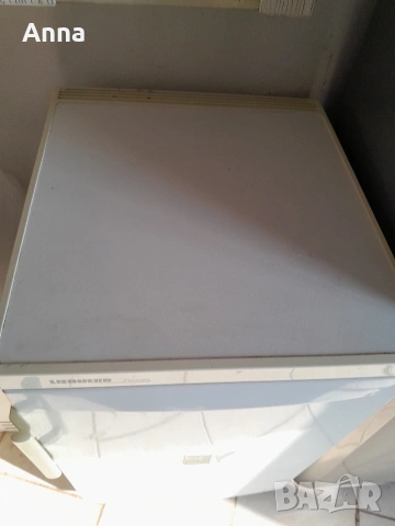 продавам малък хладилник LIEBHERR Premium, снимка 8 - Хладилници - 53708995