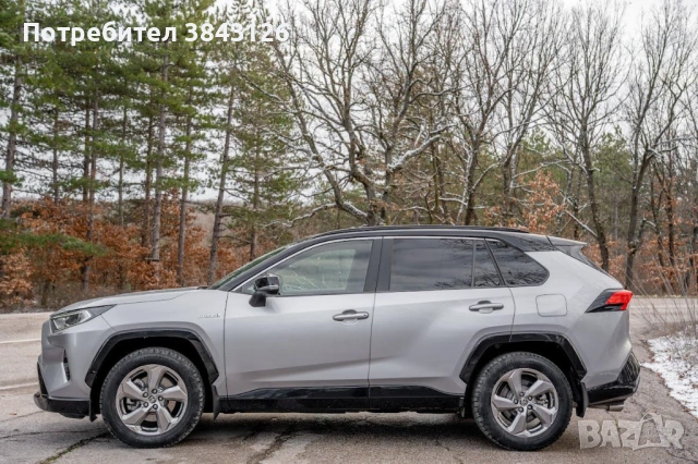 Toyota RAV 4 AWD Hybrid Limited Edition, снимка 4 - Автомобили и джипове - 53157646