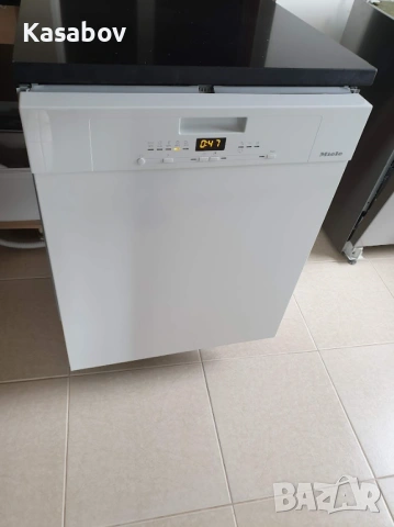 Съдомиялна Miele G5000 Active - 14 Комплекта - Частично Вграждане, снимка 9 - Съдомиялни - 53266101