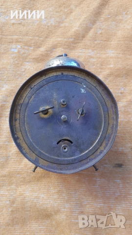 Часовник будилник PRAEZISION, снимка 3 - Антикварни и старинни предмети - 52135259