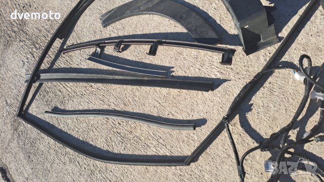 Части за шофьорската врата плюс инсталация и краш датчика плюс левите лайстни SUBARU FORESTER 2020 , снимка 5 - Части - 44444148