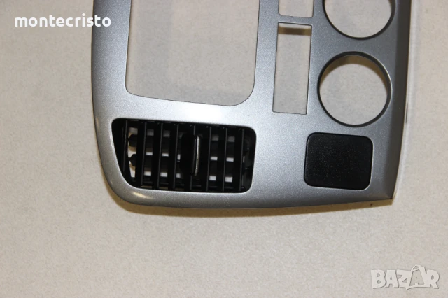 Централна розетка Suzuki Grand Vitara (1999-2005г.) въздуховод въздуховоди панел 7382150J10, снимка 2 - Части - 50654907