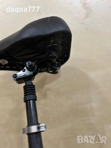 Седалка за електрическа тротинетка  Метална, Черна, снимка 8 - Аксесоари и консумативи - 52102495