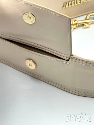 чанти Jacquemus , снимка 4 - Чанти - 51321074