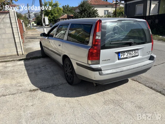 Volvo v70. -2.4 D5, снимка 4 - Автомобили и джипове - 56191503