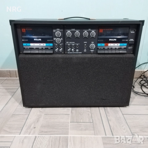 Philips d 6650/30R-Касетофон, снимка 2 - Радиокасетофони, транзистори - 52516959