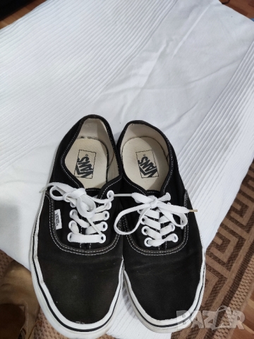 сникерси Vans Classic Canvas, снимка 5 - Кецове - 36050127