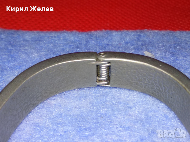 СТИЛНА СРЕБРИСТА ФЕШЪН АРТ ГРИВНА от НЕРЪЖДАЕМА БЛАГОРОДНА СТОМАНА 44155, снимка 9 - Гривни - 44756135