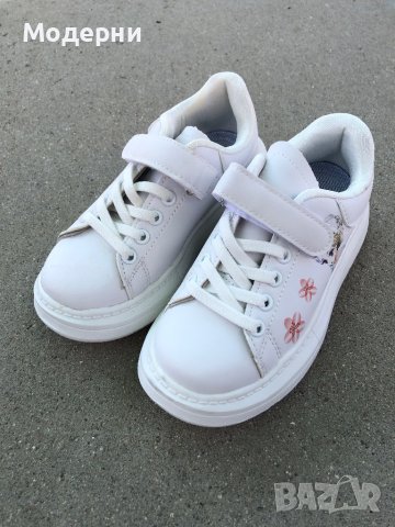 Кецове с Елза, снимка 3 - Детски маратонки - 42219219