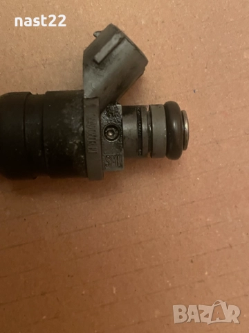 Дюзи бензинови 06A90603IBT от VW Golf 5/Фолксваген Голф 5, снимка 3 - Части - 52471136