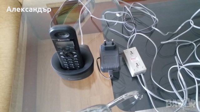 Безжичен стационарен телефон PANASONIC, снимка 2 - Стационарни телефони и факсове - 34783901