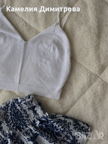 Дамски летен комплект – бял къс топ + сини къси гащички с ластик, снимка 2 - Комплекти - 53285660