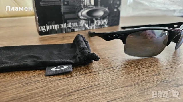Слънчеви очила Oakley, снимка 2 - Слънчеви и диоптрични очила - 55873001