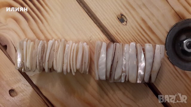 Гердани и гривни от седеф 10лв за брой , снимка 5 - Гривни - 34373541