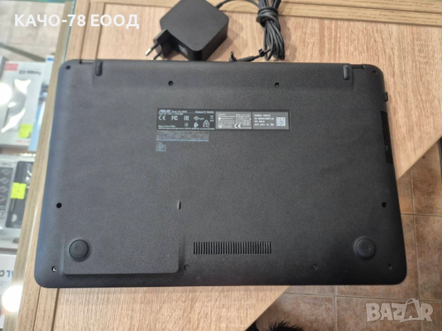 Лаптоп  Asus X543B, снимка 4 - Лаптопи за дома - 53615317