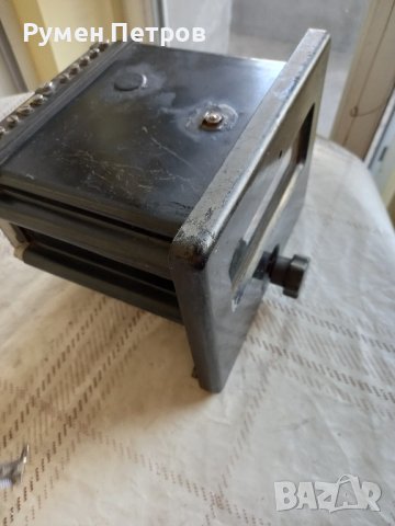 Измервателен уред, Чехословакия., снимка 2 - Антикварни и старинни предмети - 41773326