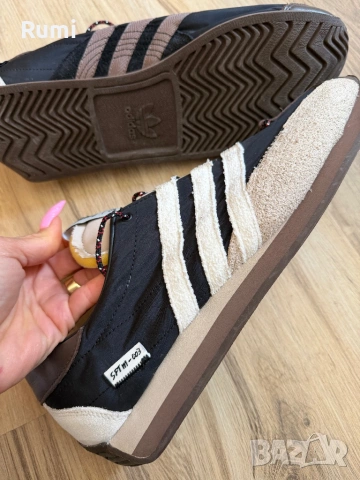 Оригинални маратонки adidas x Song Mute Country Og! 47 н, снимка 10 - Маратонки - 52179659