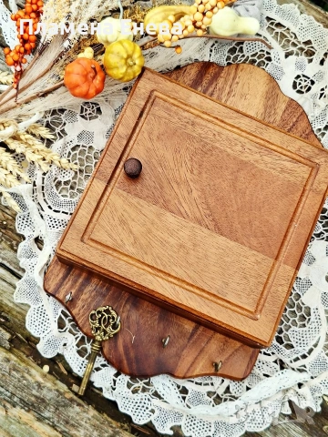 Стенна кутия за ключове от масив