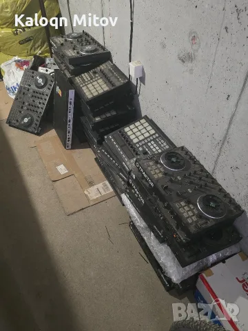 native instruments/Maschine mk2,Traktor Kontroler S4 mk1,Traktor Kontroler S2 mk2, studio 
