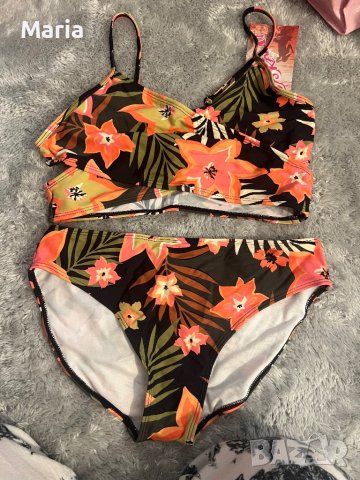 Бански костюм XS 895, снимка 1