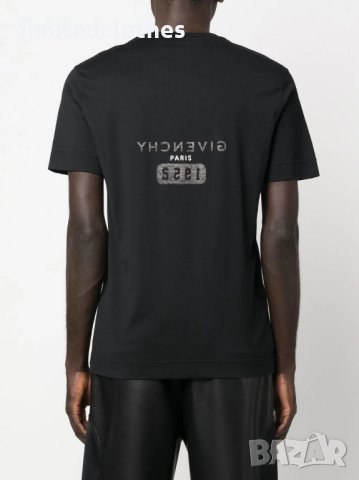 GIVENCHY Black Reverse Logo Print Slim Fit Мъжка Тениска size M (S) и L (M), снимка 3 - Тениски - 41068623