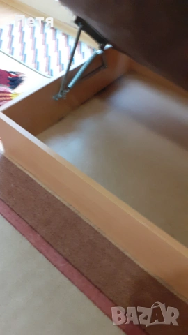 Продавам спешно две ъглови легла за 30 евро., снимка 5 - Дивани и мека мебел - 53261568