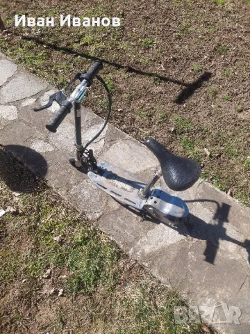 Електрически скутер E-Scooter, снимка 2 - Мотоциклети и мототехника - 49400933