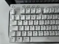 Kлавиатура Геймърска  Logitech Pro X TKL White Lightspeed, снимка 3