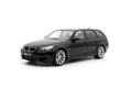 BMW M5 E61 Touring Kombi 2004 - мащаб 1:18 на Ottomobile моделът е нов в кутия, снимка 1 - Колекции - 44509049