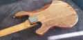 Бас китара Custom V, снимка 6