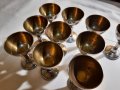 Продавам старинен антикварен швейцарски комплект от 10 броя посребрени метални чашки, снимка 4