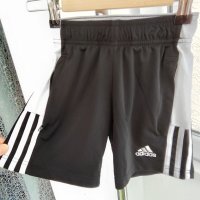 Adidas къси панталонки 7-8год, 128см, снимка 1 - Детски къси панталони - 41835934