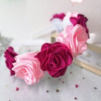 Диадема 7 малиново-розови рози, снимка 3 - Аксесоари за коса - 44270125