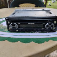 Радио за автомобил Pioneer, снимка 1 - Аксесоари и консумативи - 41282761